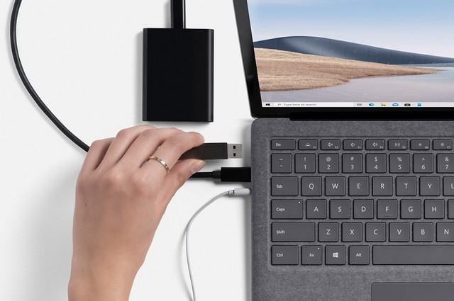 Máy tính xách tay Microsoft Surface 4 ra mắt ấn độ 