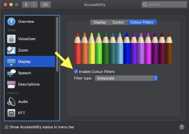 Slå på färgfilter på Mac