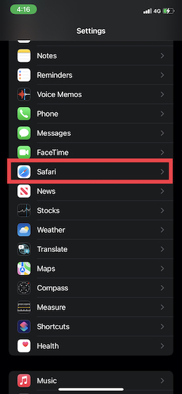 Chọn Safari trong cài đặt iOS 