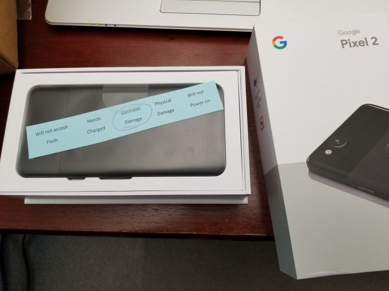 Google Pixel 2 chấn thương