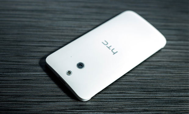 HTC One (E8) akan segera dirilis di tribun 2