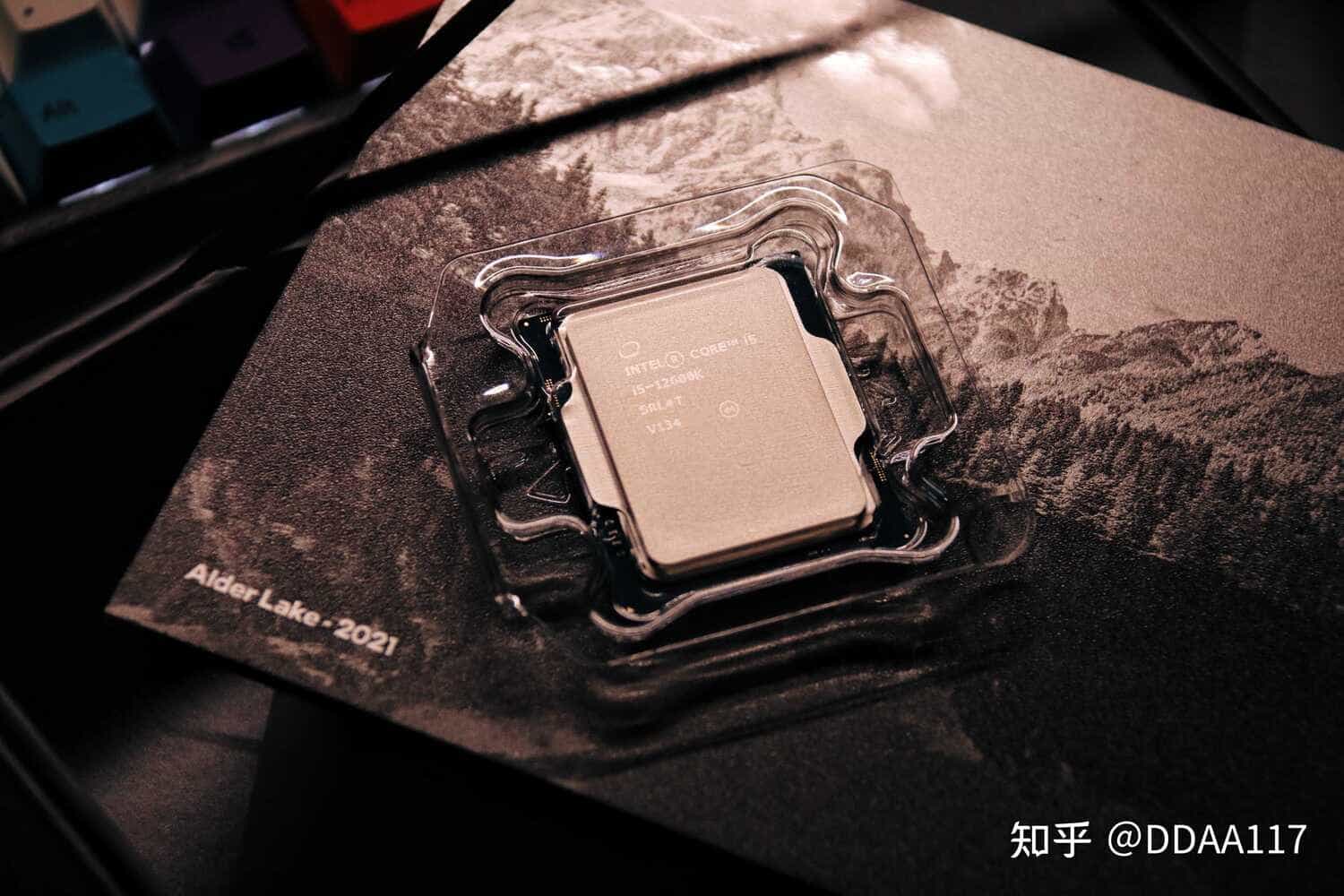 Intel Core i9-12900K chega aos 330W, med OC nr 5,2GHz