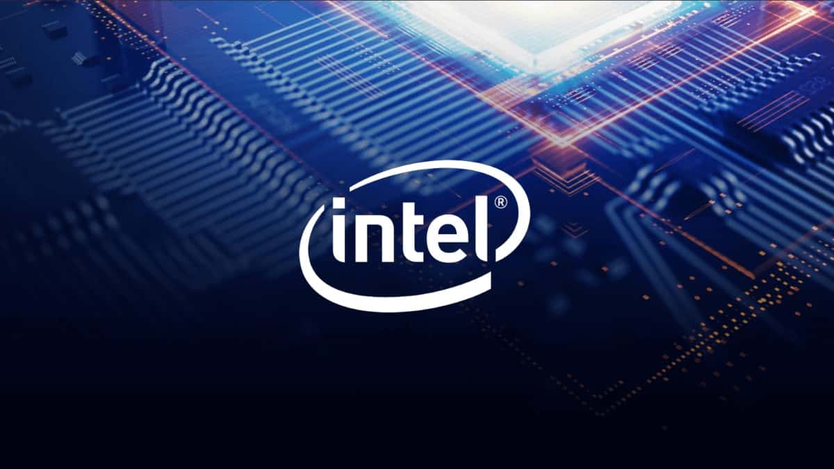 Primeiro CPU Intel med minne RAM DDR5 och Internet!