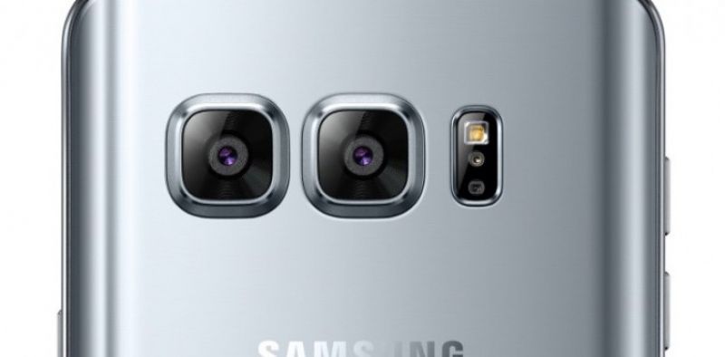 Điện thoại thông minh S8 cũng được cho là có thiết lập camera kép.  Một trong hai thiết bị sẽ có độ phân giải 12 MP, trong khi đơn vị còn lại sẽ là 13 MP.