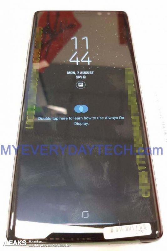 Samsung Note 8  mẫu