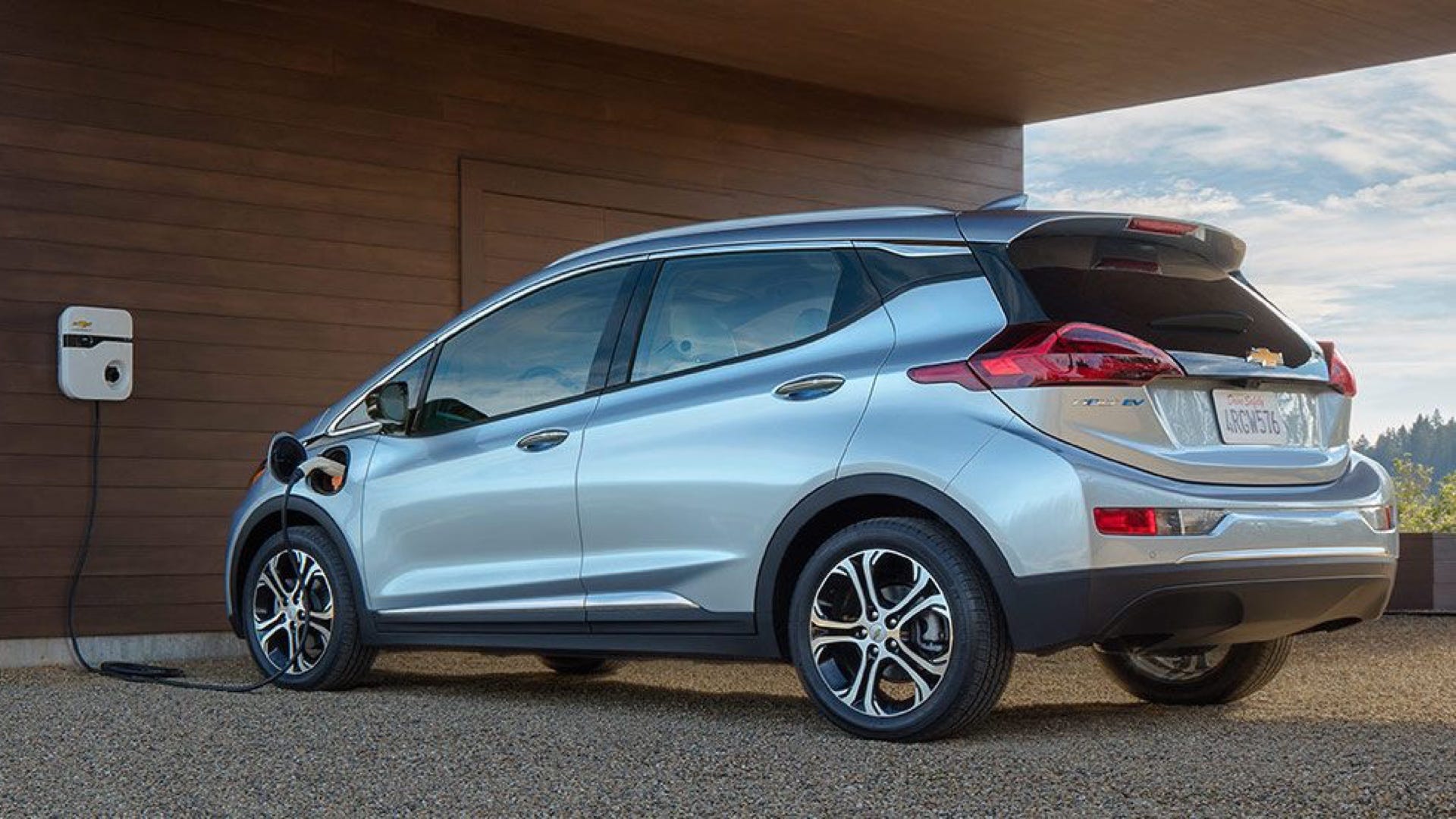 GM Chevy Bolt Charge EV