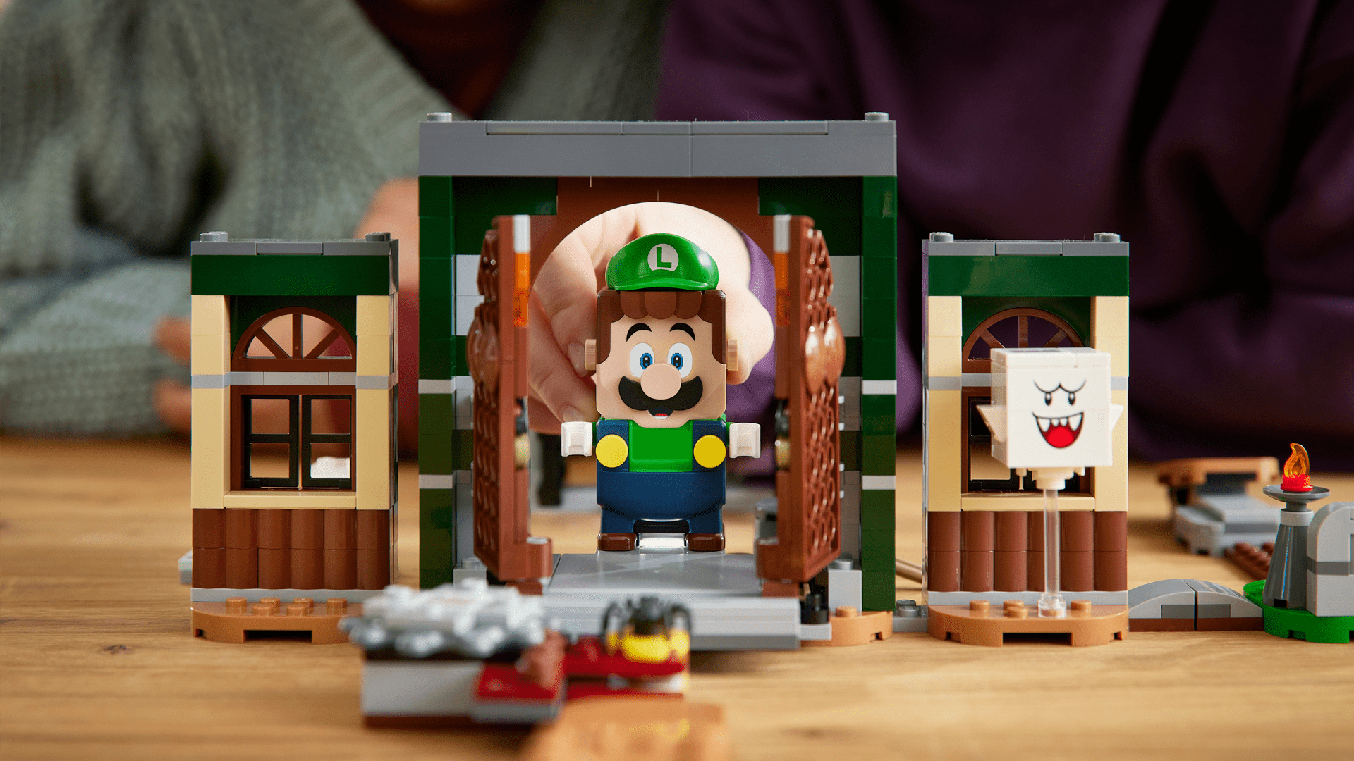 'Luigi's Mansion' gia nhập đội hình LEGO Super Mario