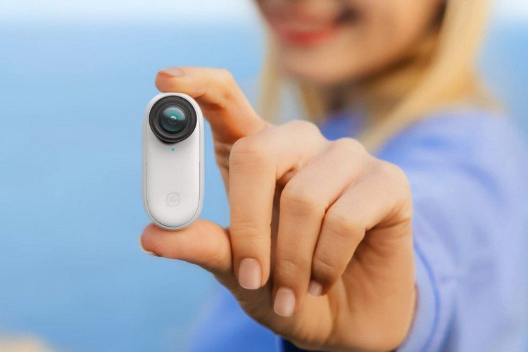 Insta360 Go 2 Là một máy ảnh hành động từ tính cực nhỏ với rất nhiều tính linh hoạt