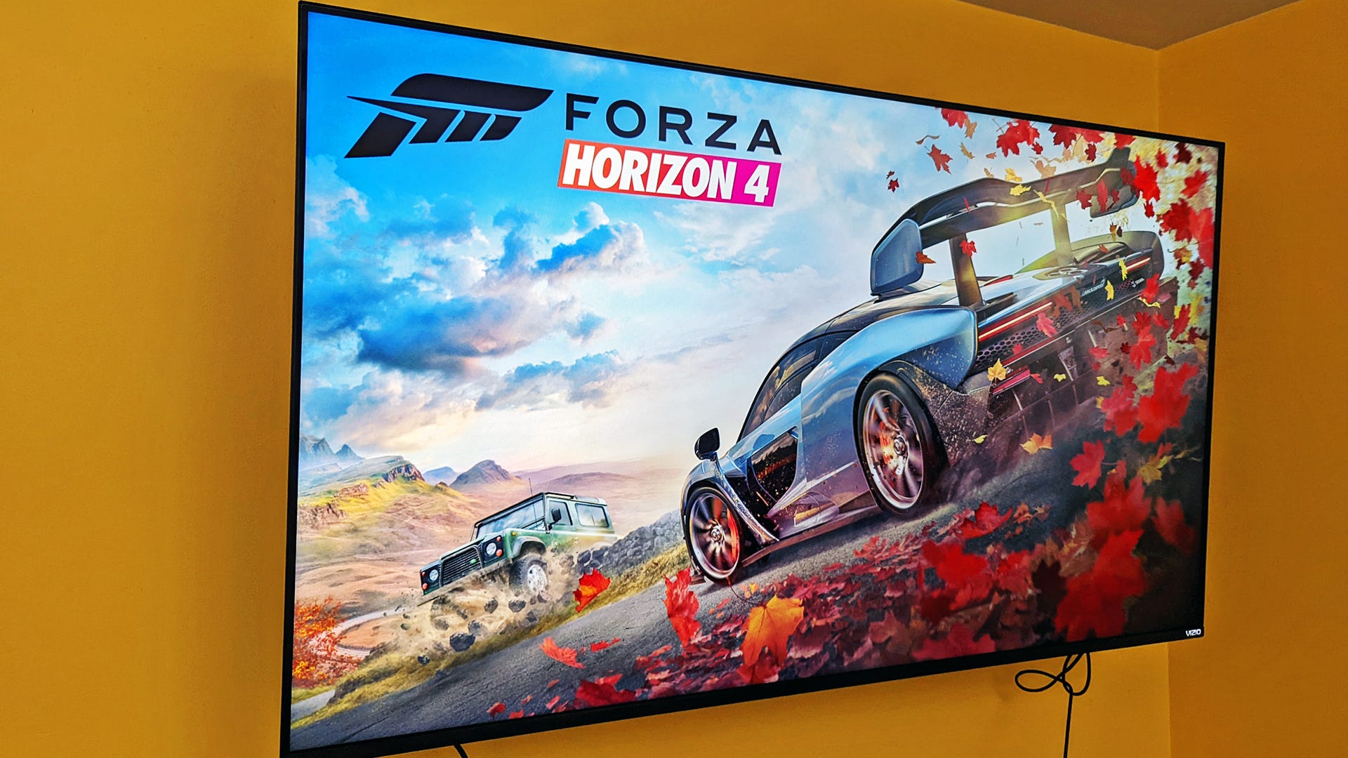 Vizio TV dengan Forza Horizon 4 menyala.