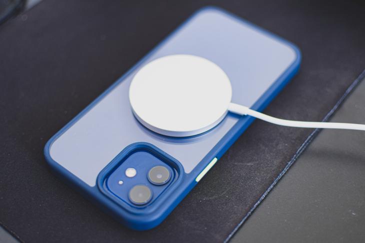 Apple-Laporkan -s-Membuat-MagSafe-Battery-Pack-untuk-iPhone-12-