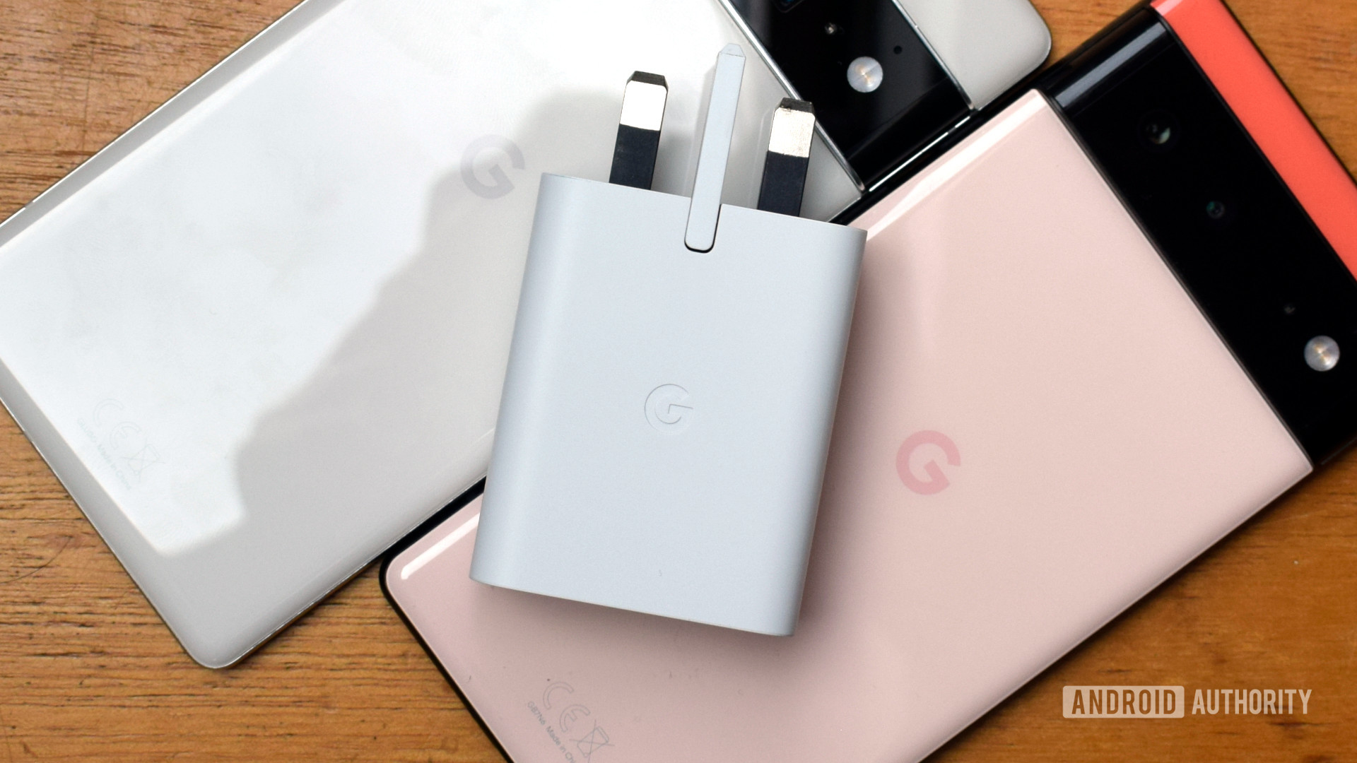 Googles 30W USB-C Power Charger Review: En för den moderna tiden