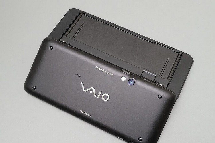 Điện thoại thông minh VAIO chưa được phát hành của Sony có thể đã trở thành kẻ thay đổi trò chơi trở lại vào năm 2010