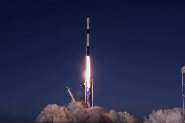 SpaceX phóng 60 vệ tinh Internet Starlink mới vào quỹ đạo