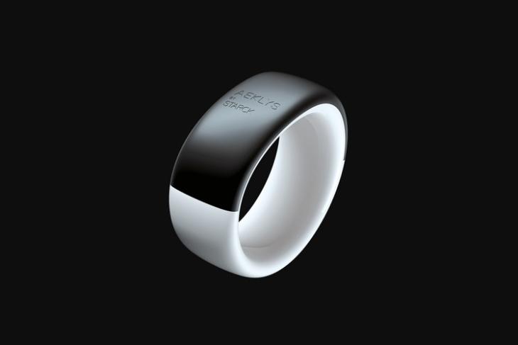 Aeklys smarta ring stöder NFC.