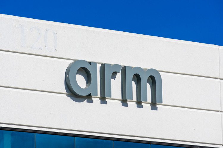 ARM công bố thiết kế chip mới cho ô tô và công nghiệp