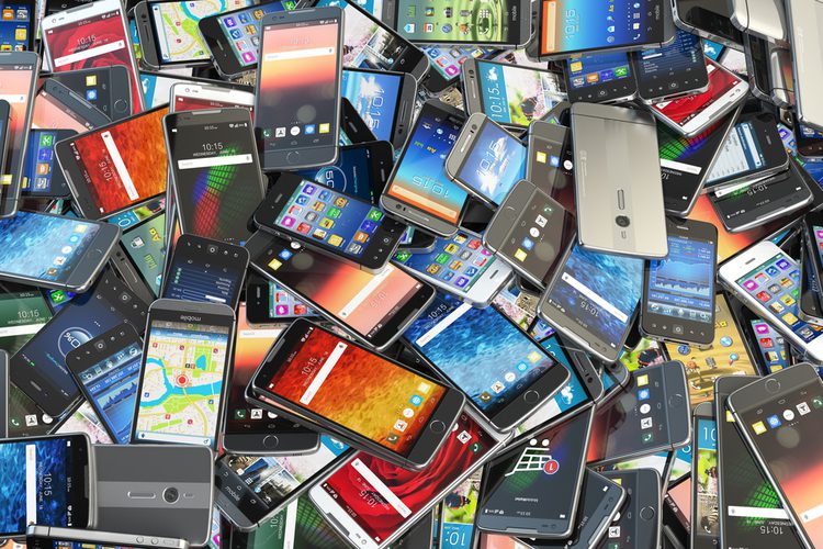 Indiens smartphoneexport ökar efter att inhemska tillverkare startar sin verksamhet: Rapport