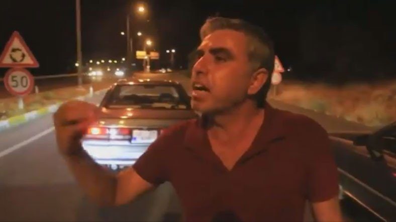 Một người đã dừng xe ở Muğla và đưa ra yêu cầu GBT