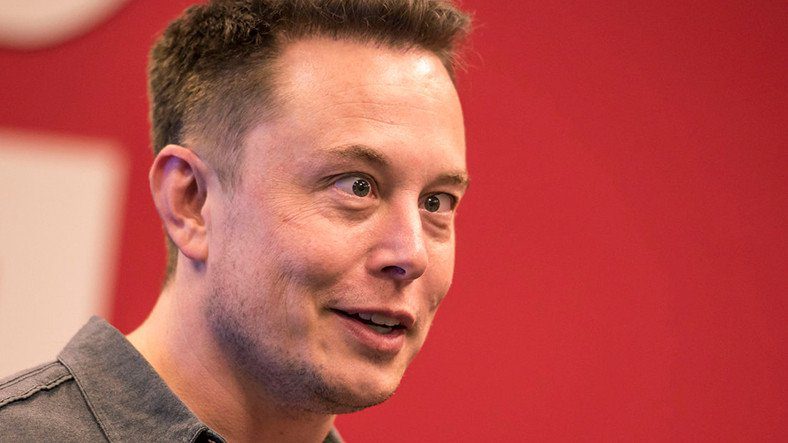Tweet 'Let's Bomb Mars' của Elon Musk Twitterlắc