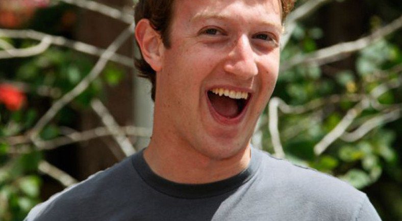 Do Zuckerberg tham gia Facebook Chia sẻ trong nhóm của bạn
