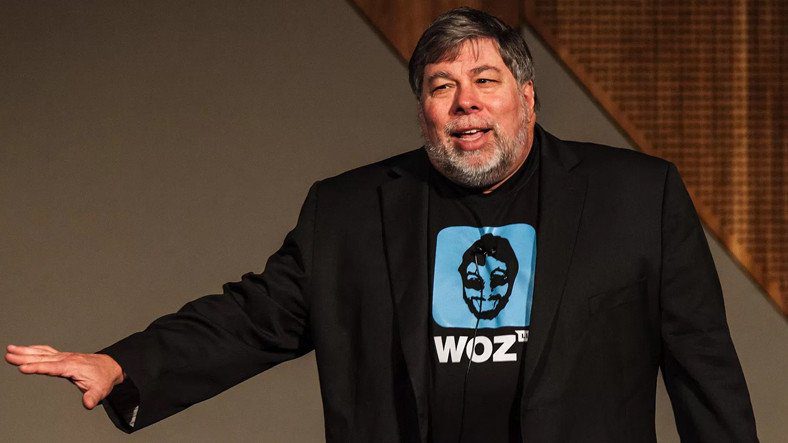 Steve Wozniak: FacebookBạn là sản phẩm chính trong!
