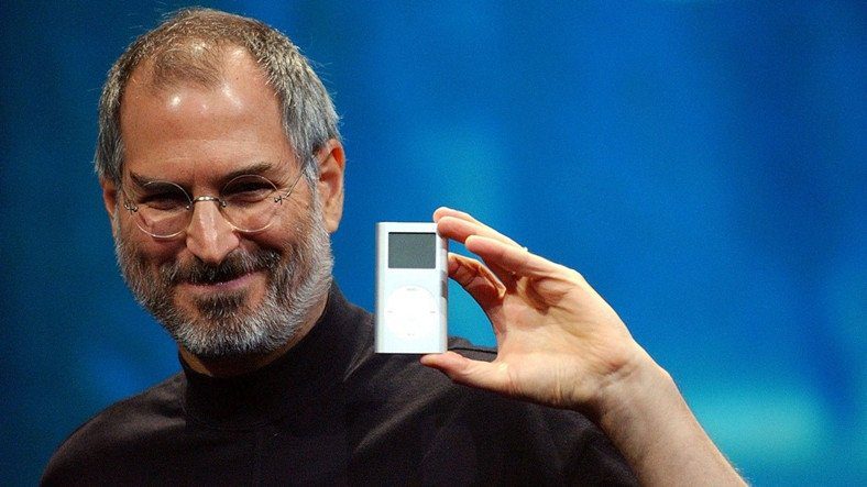 Thiết bị sánh ngang với Walkman và biến thành iPhone: Lịch sử của iPod