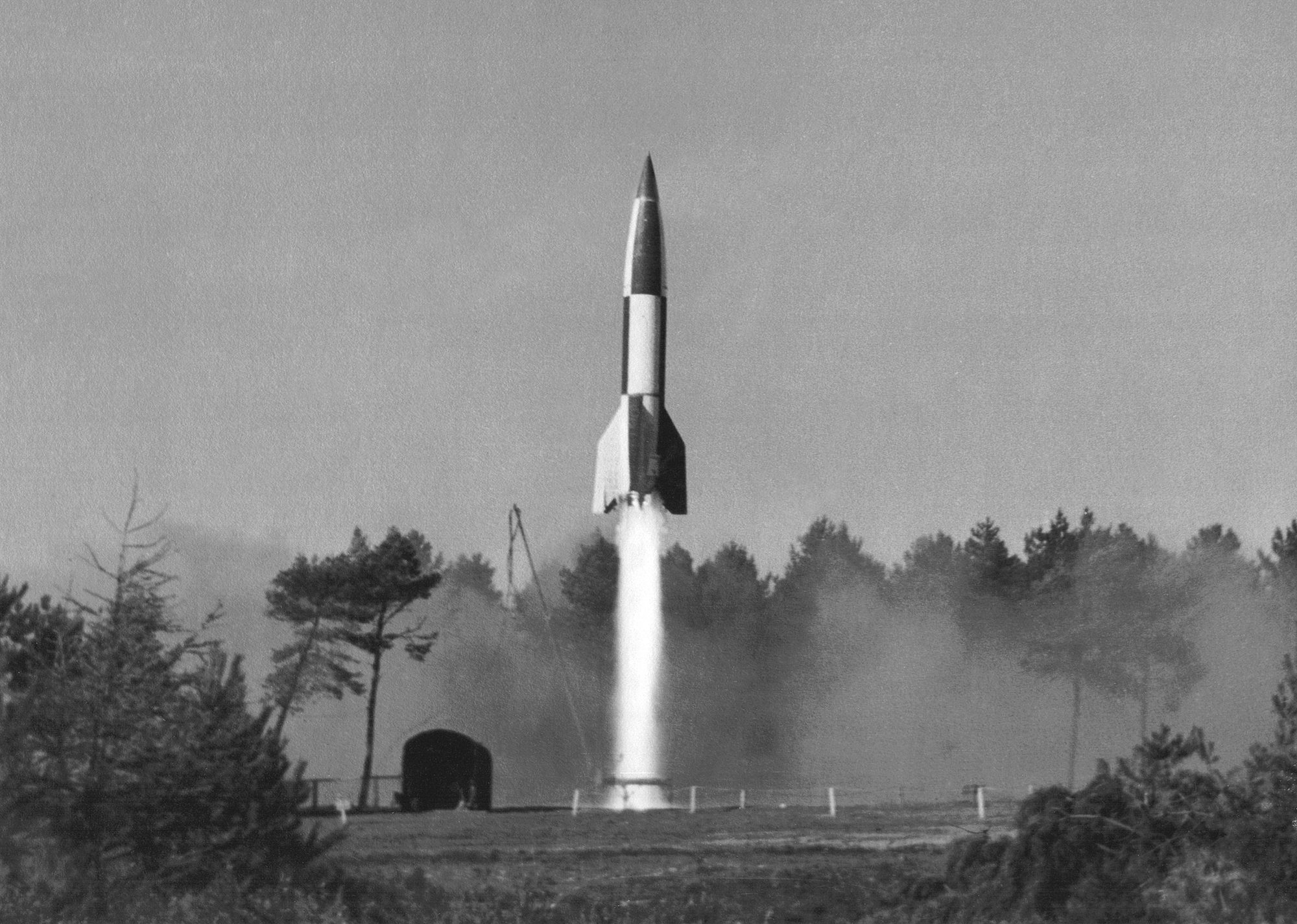 V2, moderna raketers (nazistiska) moder