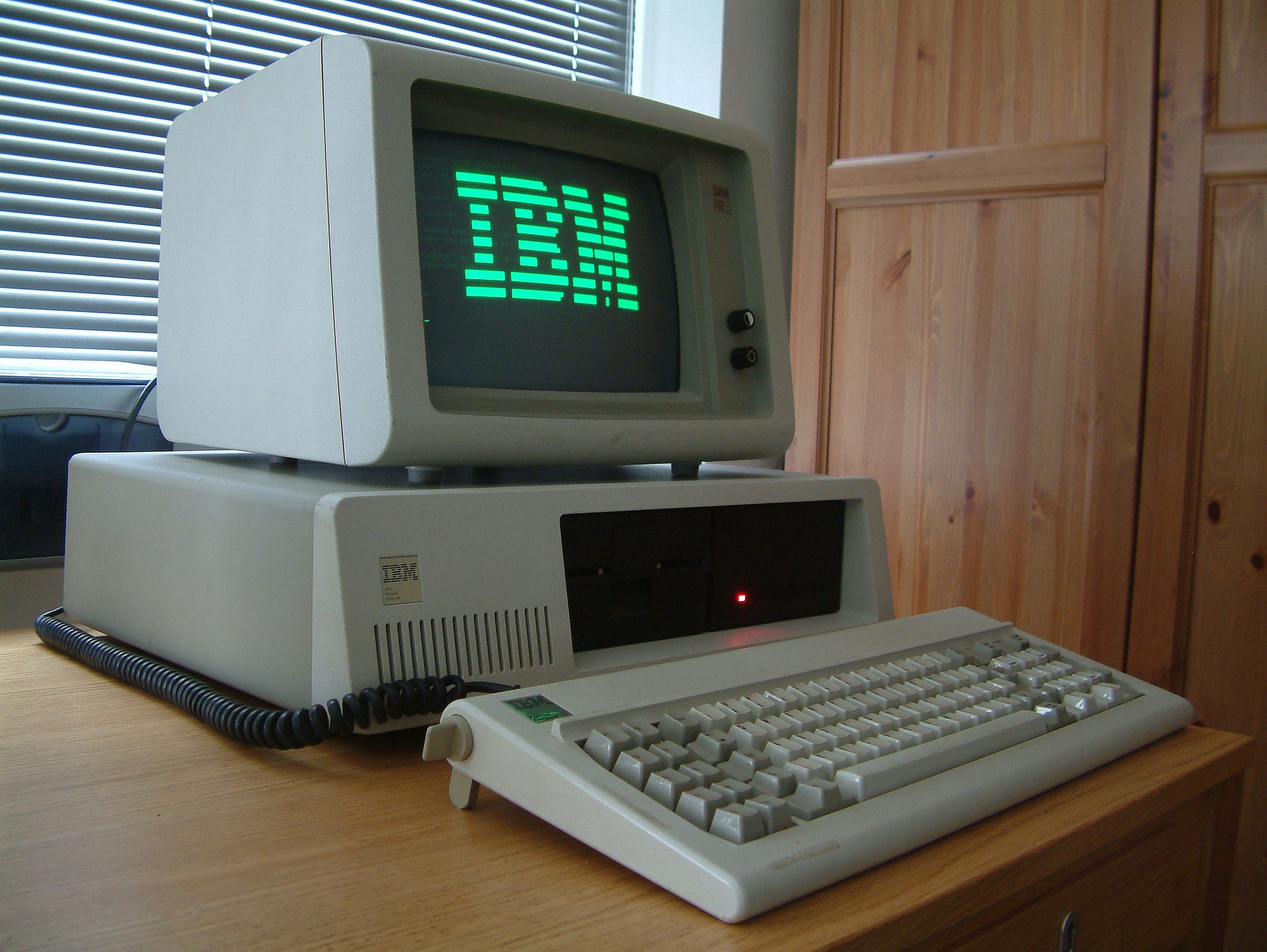 Den första IBM-datorn fyller 40 år i år
