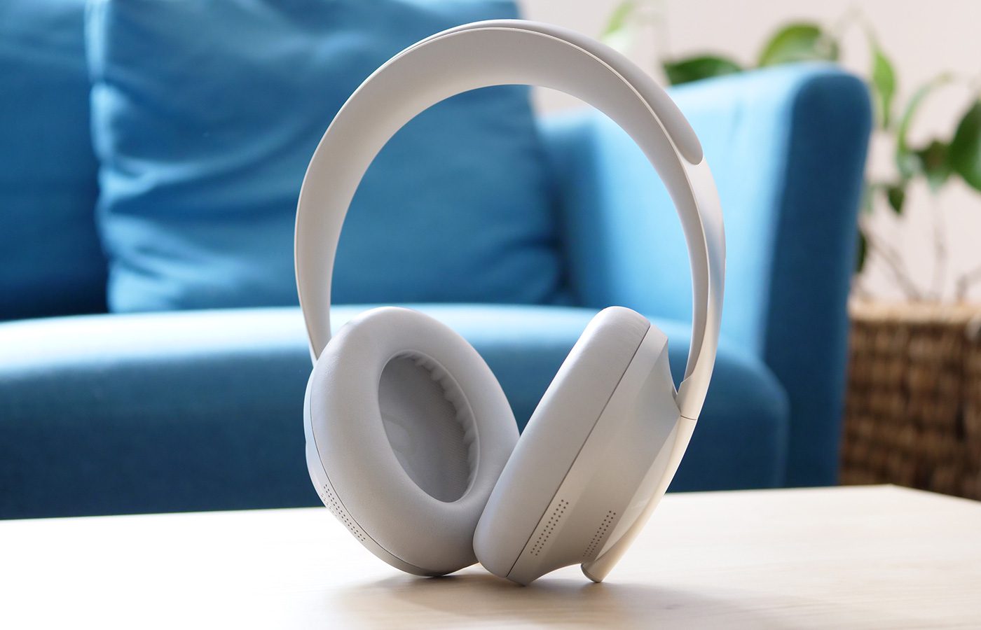 Bose Headphones 700 recension: Zen-Style Bluetooth Headphones