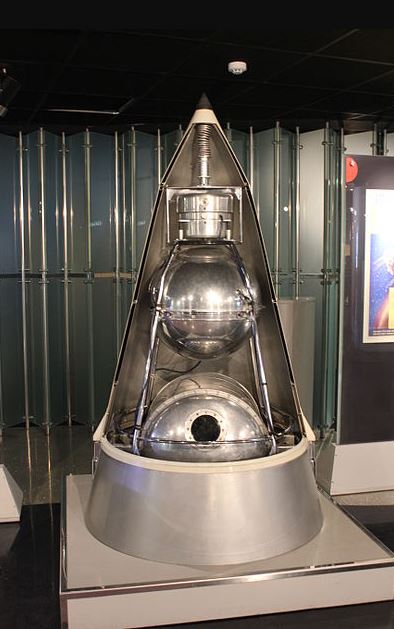 Sputnik-2 bản sao viên nang © ND