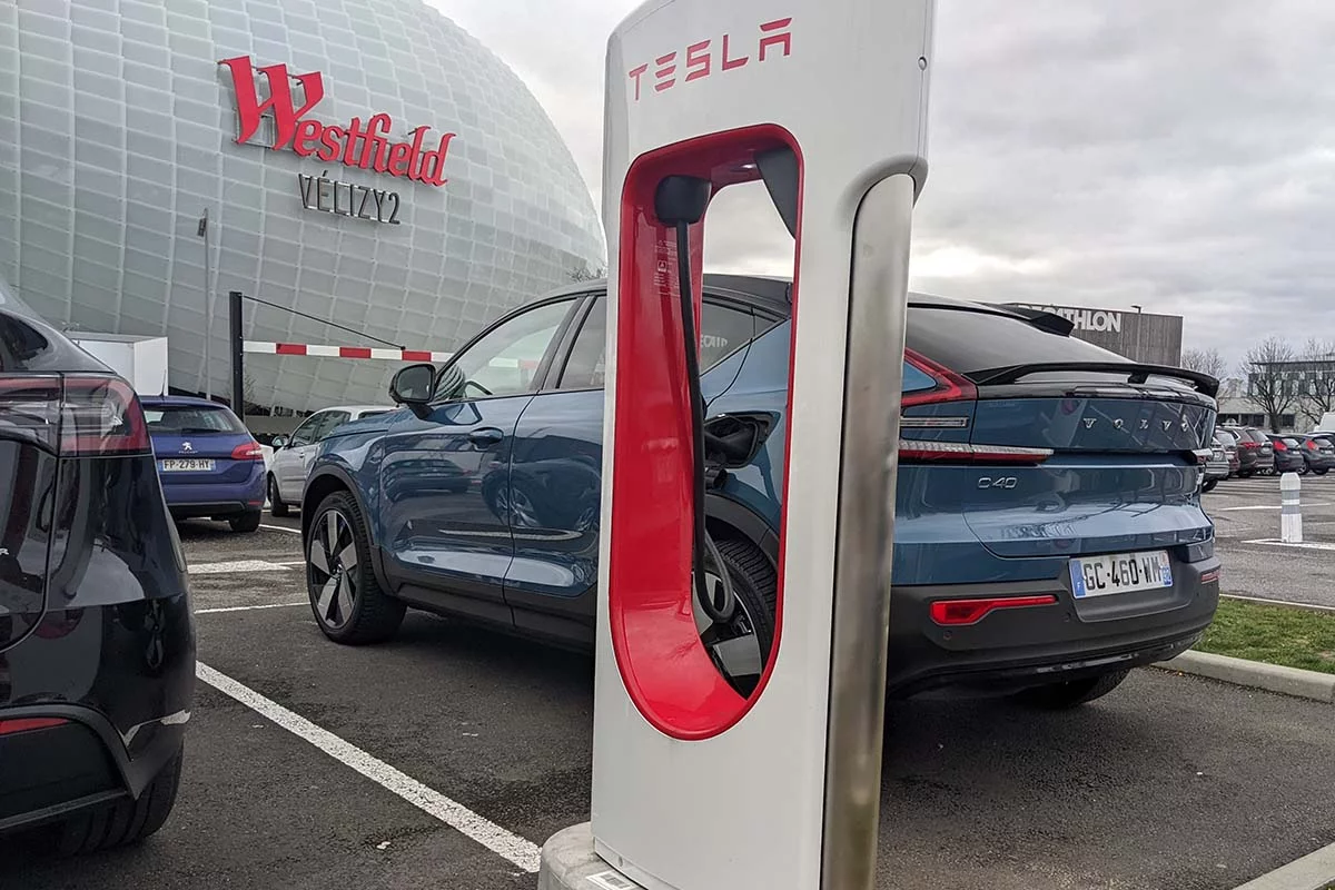 Test-Supercharger-Tesla-for-all © Soufyane Benhammouda for Clubic