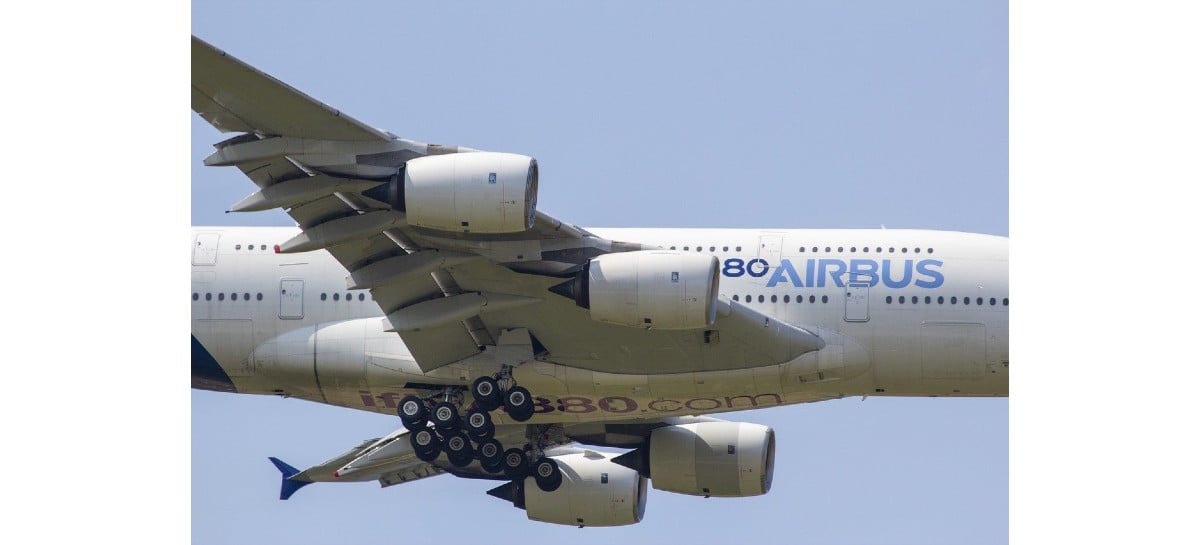 Airbus entrega último A380 para companhia aérea Emirates