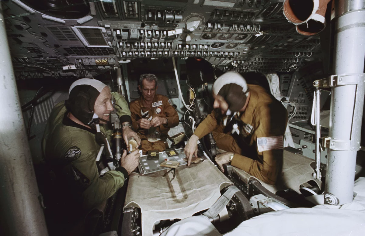 Huấn luyện Apollo Soyuz 1975 © NASA