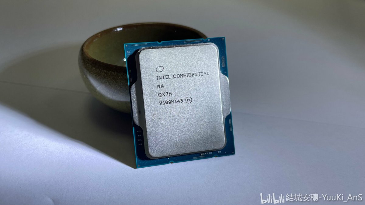 Intel Alder Lake Core i9 12900K © YuuKi_AnS