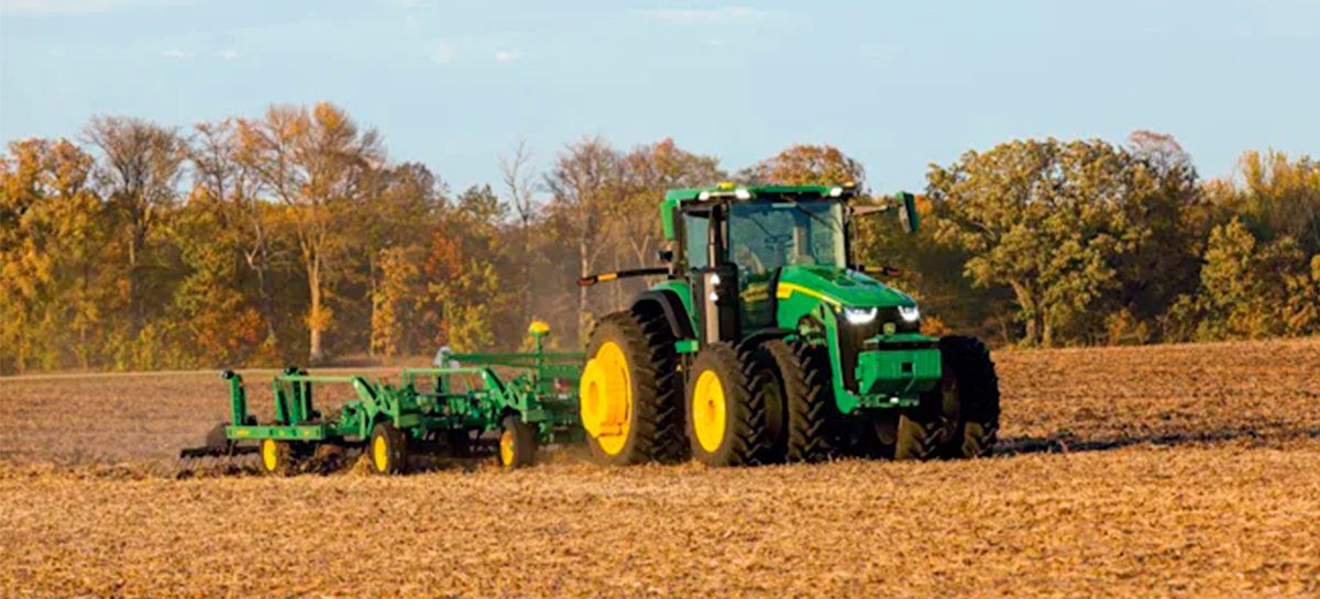 John Deere investe em automação para equipamentos agrícolas