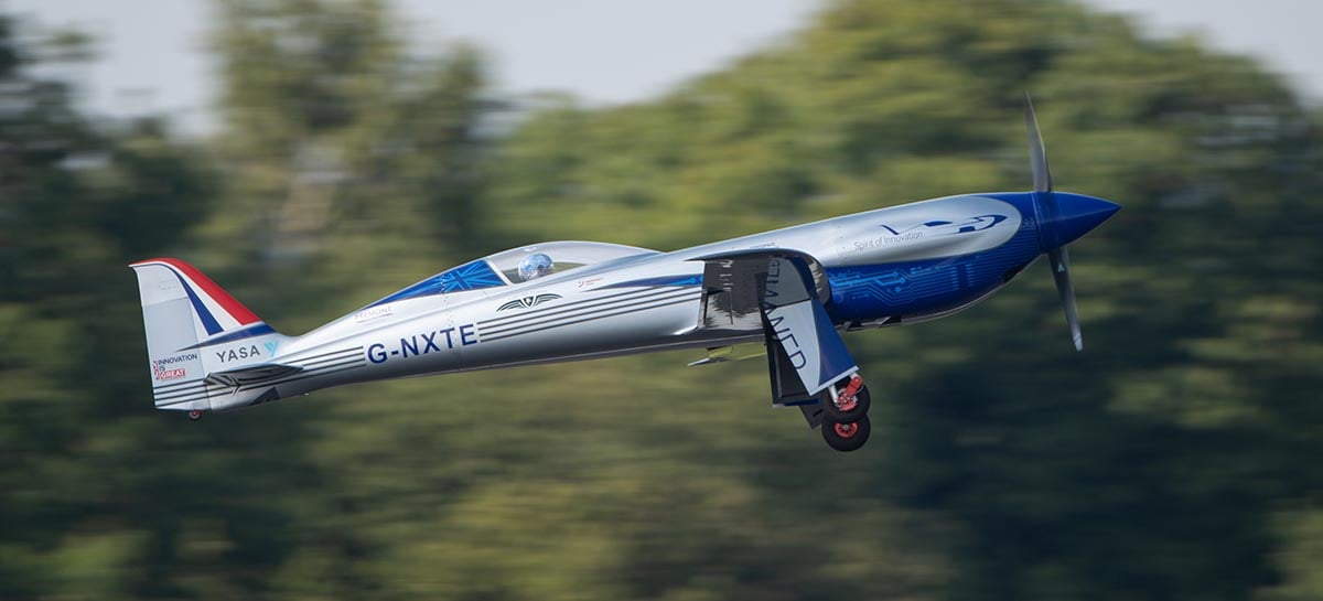 Avião elétrico da Rolls-Royce quebra recorde atingindo 623 km/h
