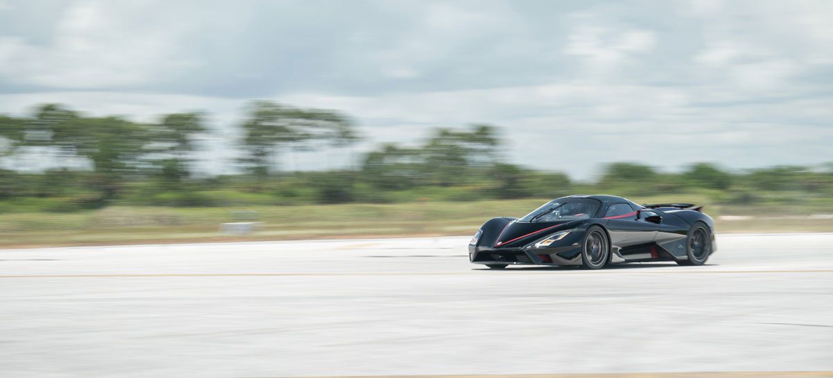 SSC Tuatara: carro mais rápido do mundo bate novo recorde de velocidade