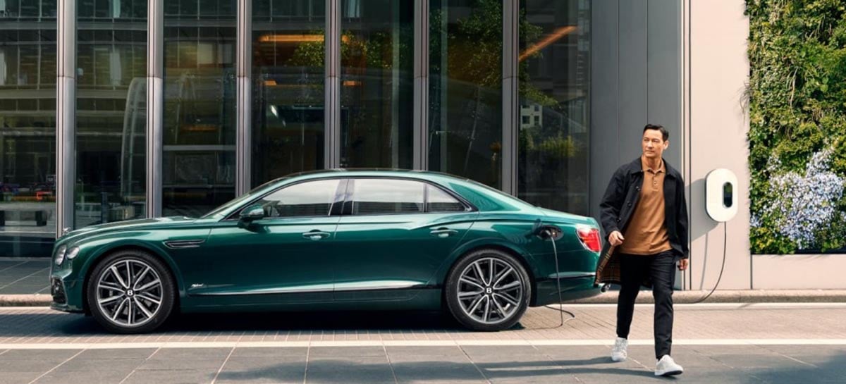 Novo carro híbrido da Bentley pode percorrer até 40 km no modo elétrico