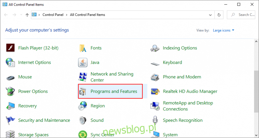 Windows  Hình 10 cho thấy cách truy cập các chương trình và tính năng từ Bảng điều khiển
