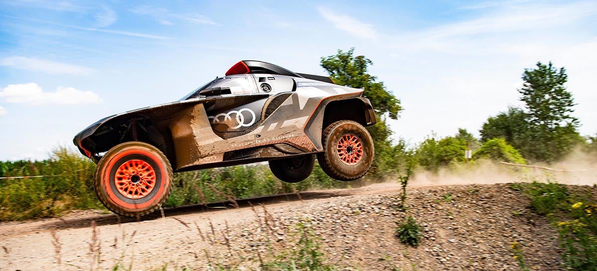Audi RS Q e-tron vai ser o primeiro carro elétrico a competir no Rally Dakar