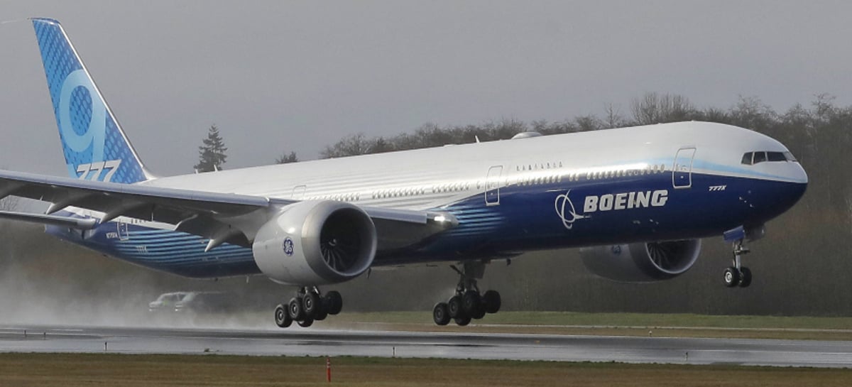 Boeing 777X, avião com melhor eficiência ne consumo de energia da empresa, faz seu voo inicial