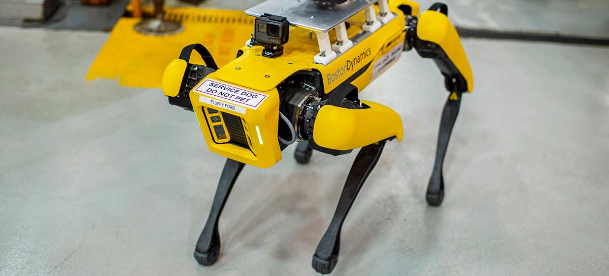 Ford usa “cães robôs” da Boston Dynamics para escanear fábricas