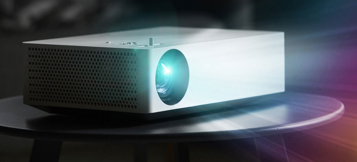 LG lança novo projetor da linha CineBeam