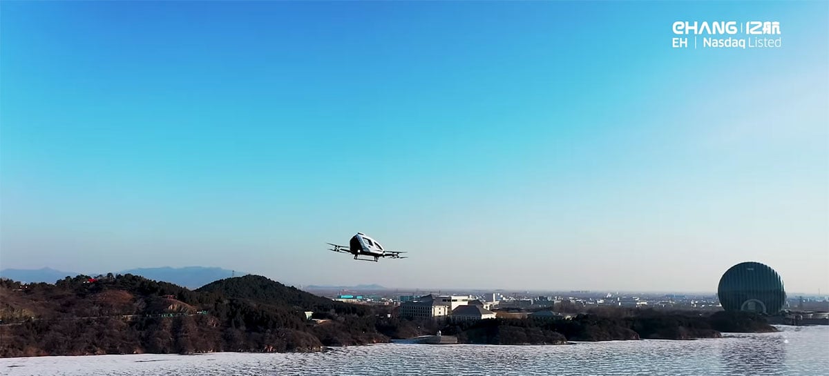 Drone de transporte pessoal da EHang completa voo em Beijing