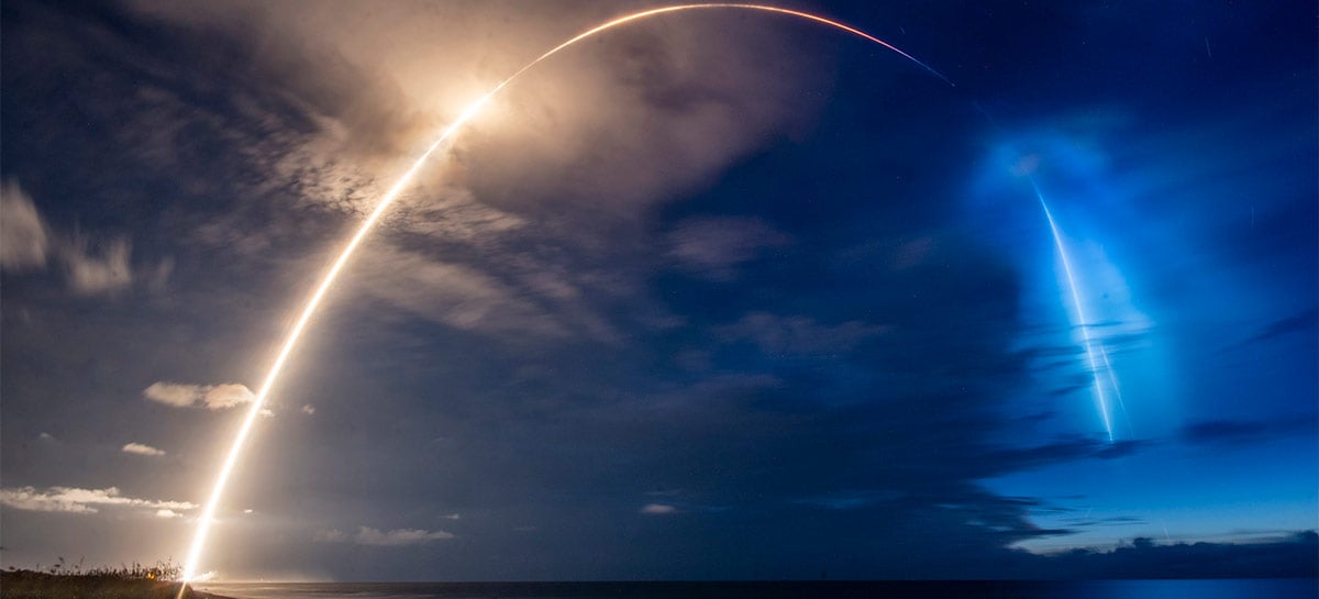 SpaceX envia mais 58 satélites Stalink ao espaço junto com três da Planet Labs de "carona"