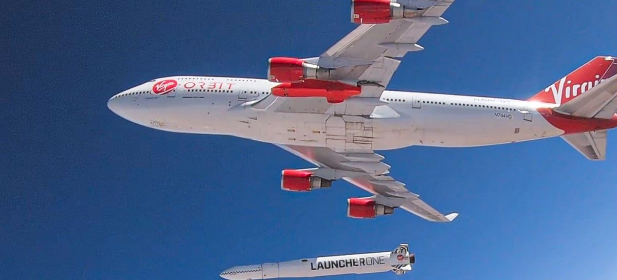 Virgin Orbit realiza teste lançando foguete a partir de um Boeing 747