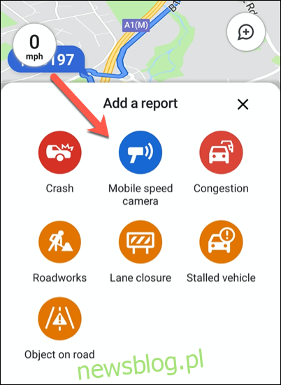 Nhấp vào một trong các tùy chọn báo cáo lưu lượng truy cập có sẵn để thêm nó vào vị trí Google Maps của bạn