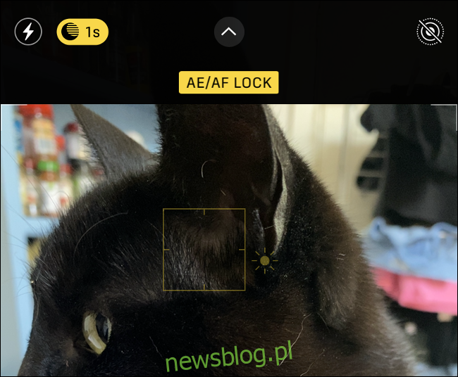 Máy ảnh iPhone khóa AE/AF