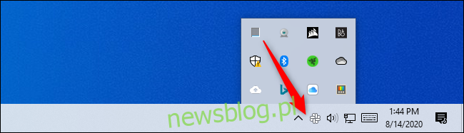 Khám phá biểu tượng khu vực thông báo Trình quản lý tác vụ trên hệ thống của bạn Windows 10.