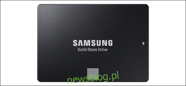 SSD Samsung 860 EVO.