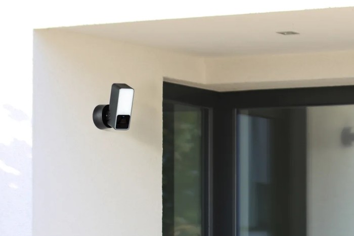 Apple  Camera an ninh ngoài trời HomeKit